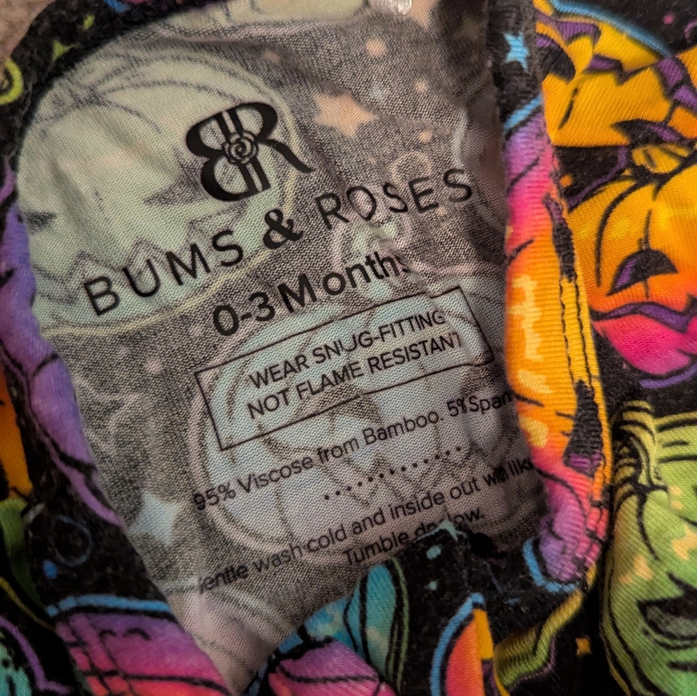 Bums and Roses zippie - Picture 2 of 2